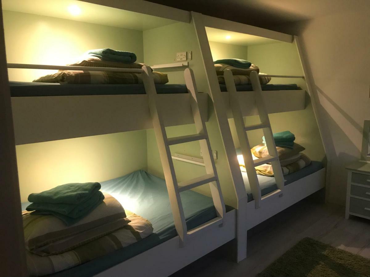 אניסקילן Sleeps 12 Hot Tub Sauna Cinema Pets Welcome מראה חיצוני תמונה